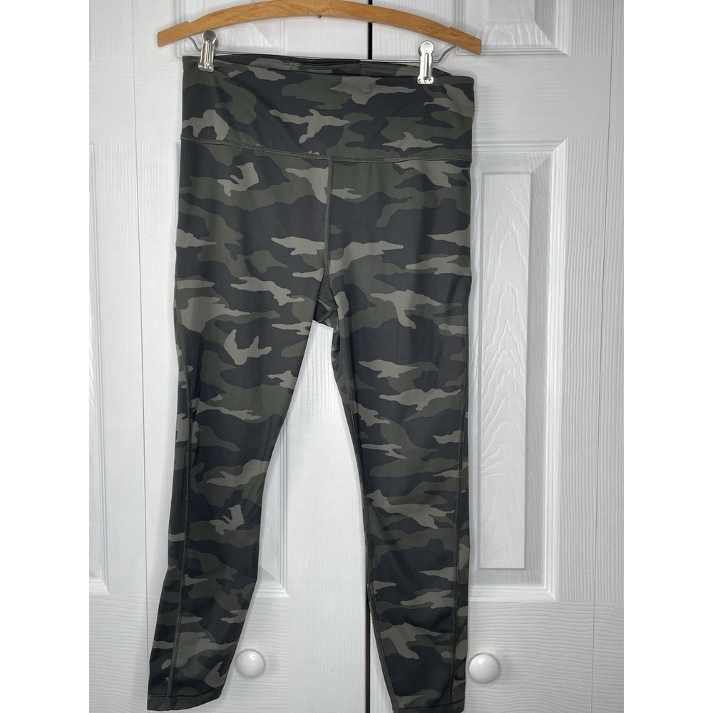 ATHLETA Ultimate Stash Pocket Gray Camo 7/8 Tight Size Small
